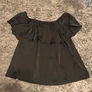 FOREVER 21 off the shoulder top